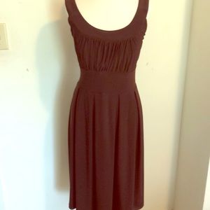 Fitted brown dress